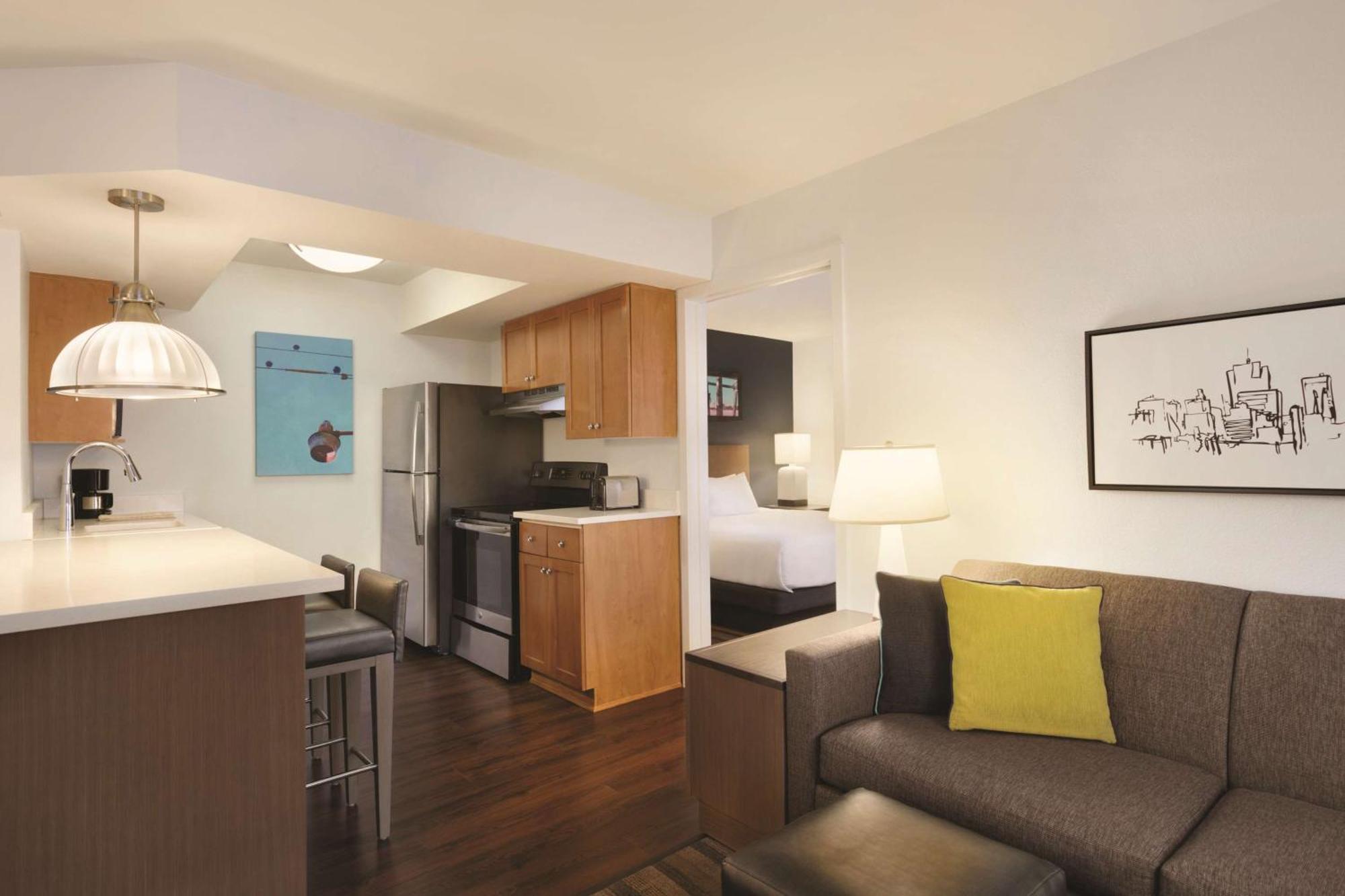 Two-Bedroom King Suite Two King Beds,1435338496:JPEG